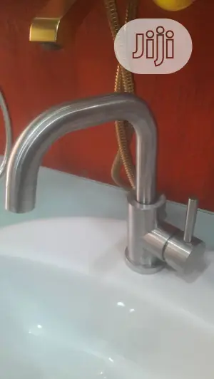Mixer For Basin And Sink