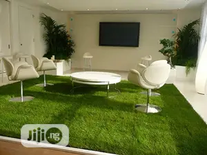 Rooftop Terrace Decoration With Grass Was Rugs