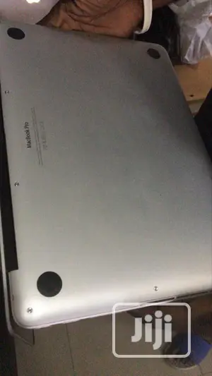 Laptop Apple MacBook Pro 8GB Intel Core I5 SSD 256GB