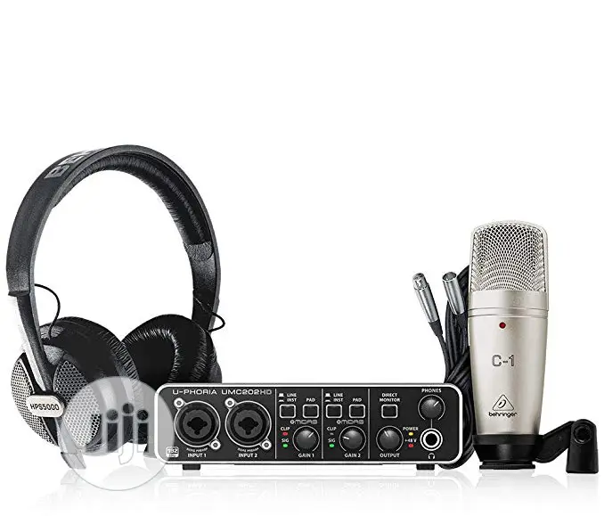 Behringer Uphoria Studio Pro