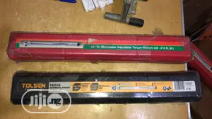 1/2” Dr Micrometer Adjustable Torque Wrench 28 to 210 N.M