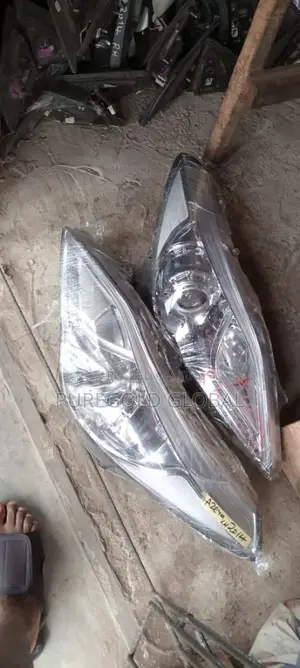 Headlamp for Hyundai Azera 2014