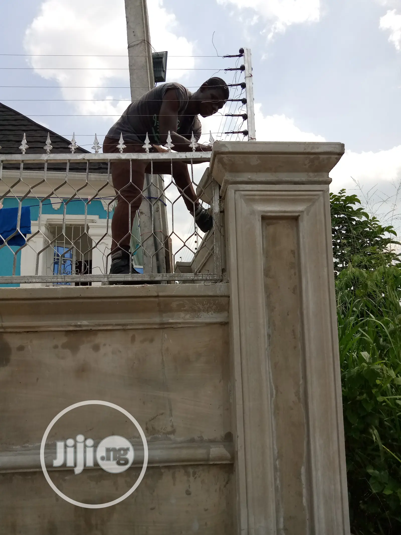 Electric Perimeter Fencing