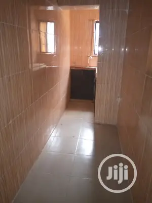 Mini Flat in Ipaja for rent