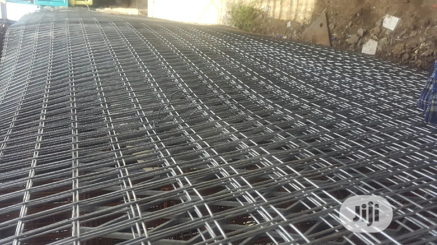 Hot Dipped Galvanised Mesh Wire