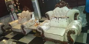 Italian Jackson Royal Sofas Chairs by 7 Seaters