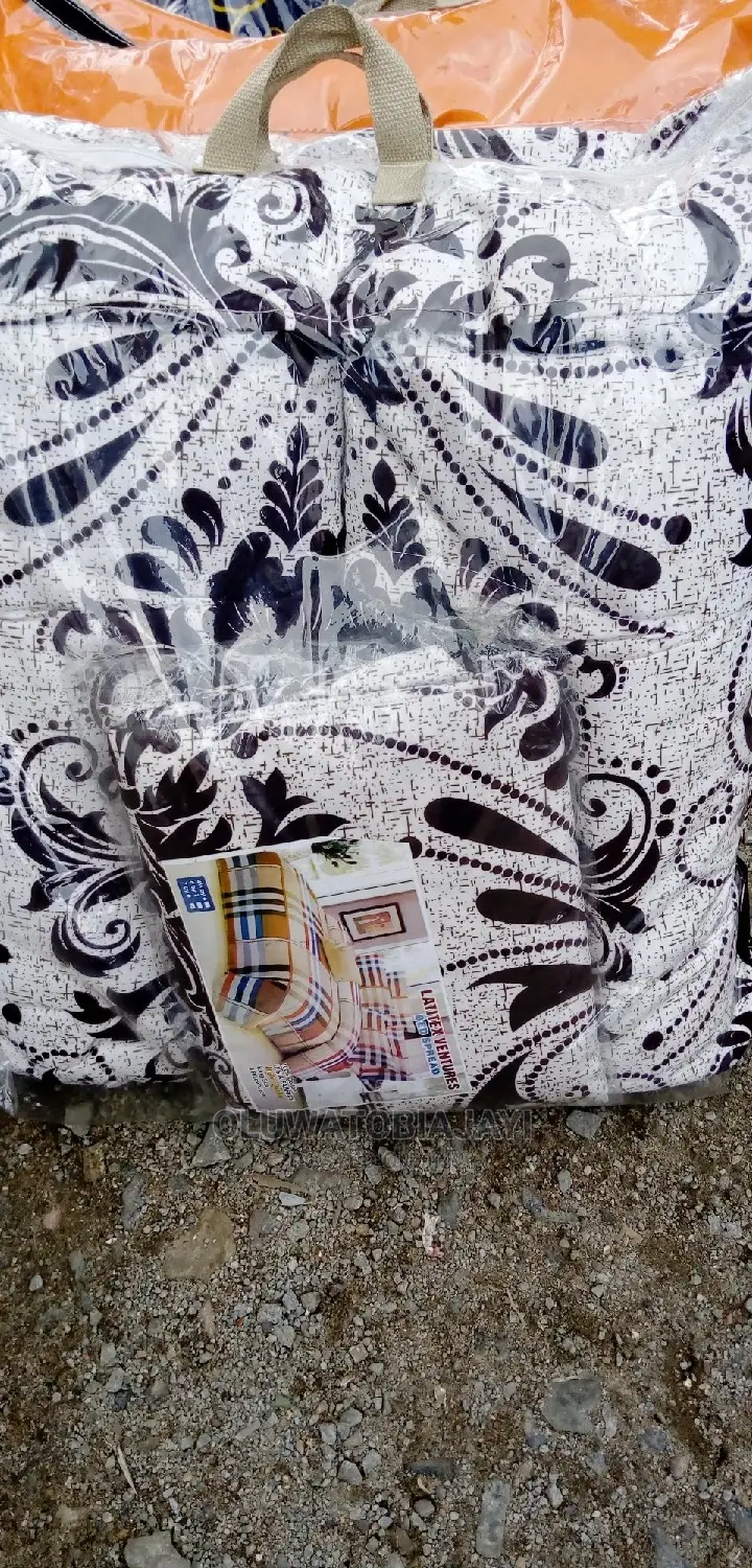Kingsize Duvet With Bedsheets