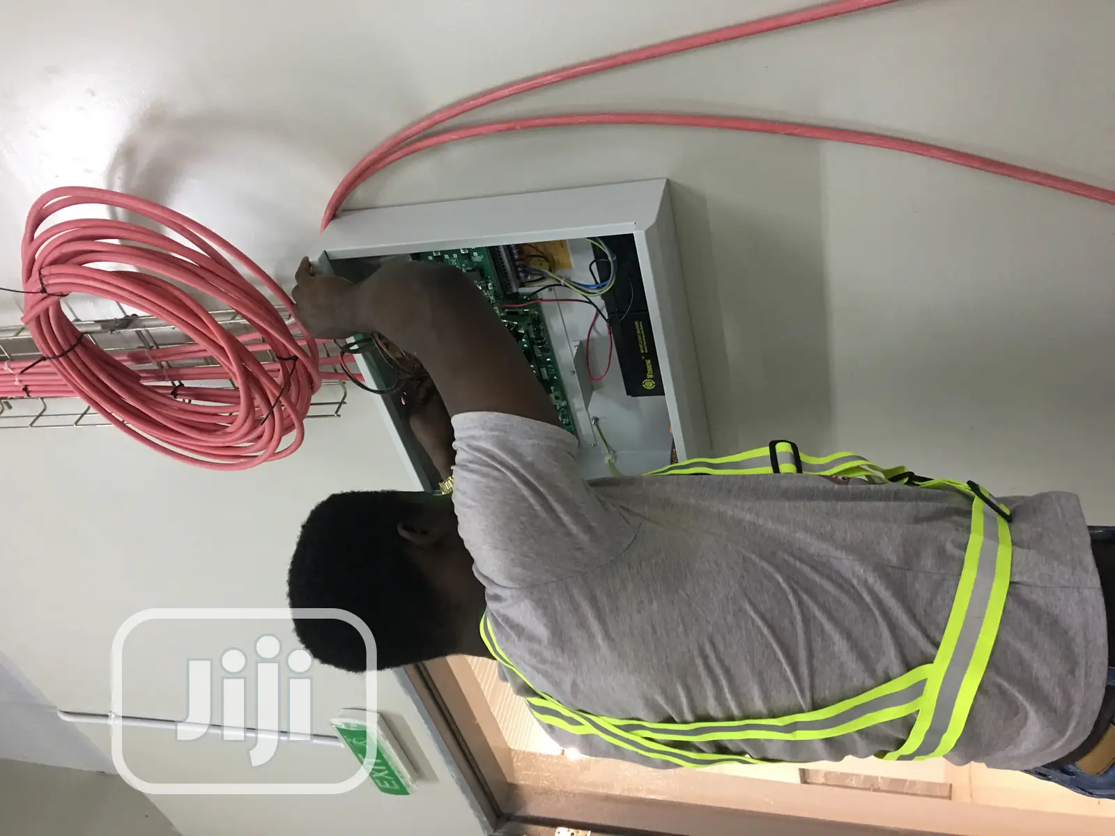 Access Control,CCTV,Data Voice,Fire Alarm,Burglary $ FM200