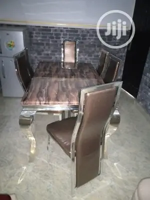 Comfort Marble Dining Set