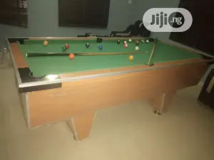 Local Snooker Green Felt With Complete Accessories