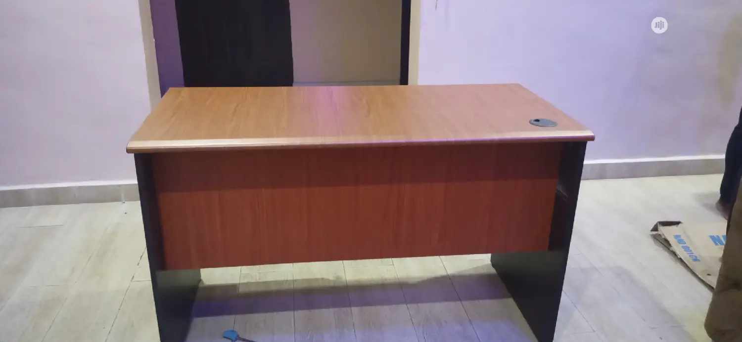 Cherry Colored 4ft Office Table