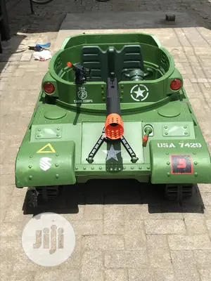 Neatly Used 24 Volt Thunder Tank