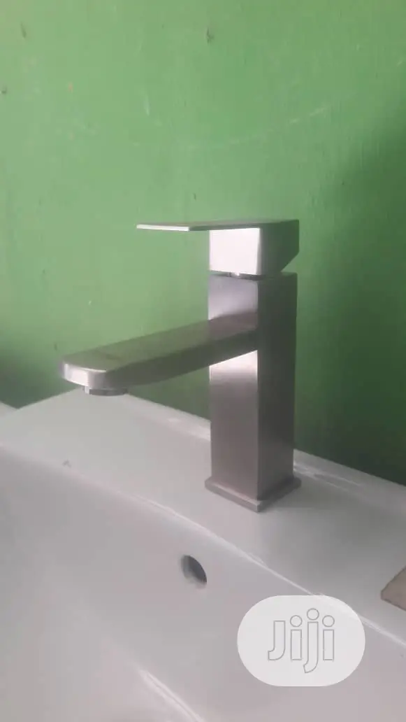 Mixer For Basin And Sink