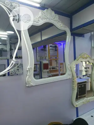 Palatial Mirror For Homes And Offices