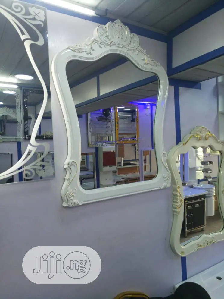 Palatial Mirror For Homes And Offices