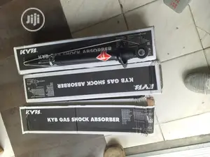 Kyb Shocks Absorber Lexus IS 350 ,250 GS 300,350