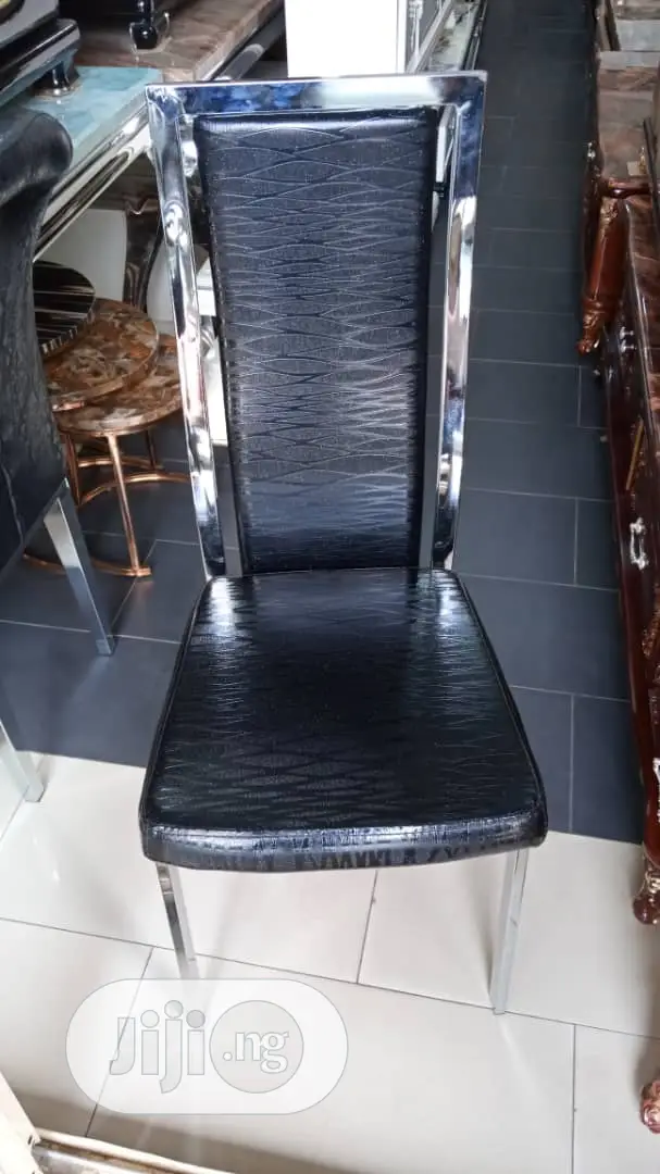 4 Seater Mabel Dinning Table