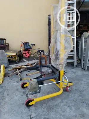 Manual Drum Lifter