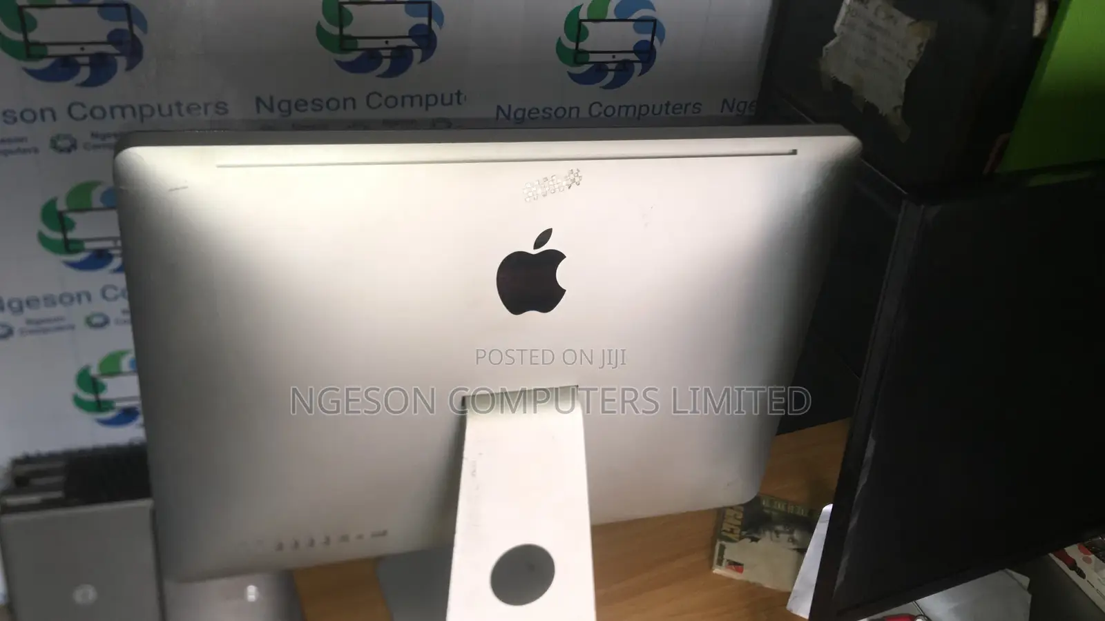 Desktop Computer Apple iMac 4GB Intel Core I3 HDD 500GB