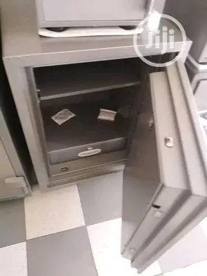 105 Gubabi Fireproof Safe