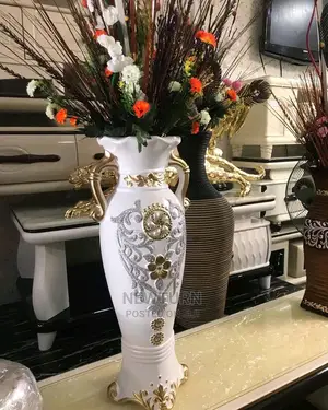 Quality Floor Standing Flower Vase.