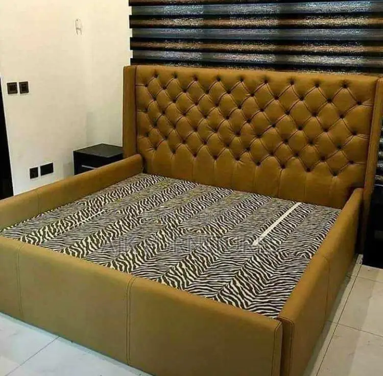 Exquisite 6by6ft Padded Bedframe