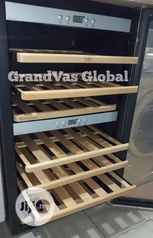 Wine Chiller / Wine Cooler / Wine Cabinet