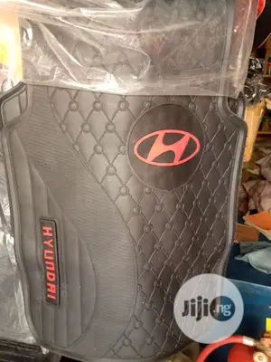Hyudai Floor Mat