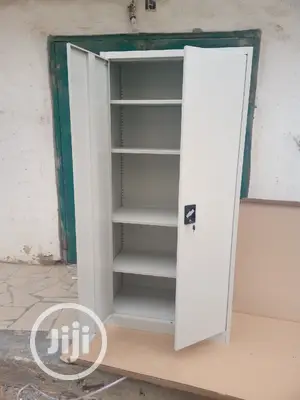 Two Door Mental Bookselve