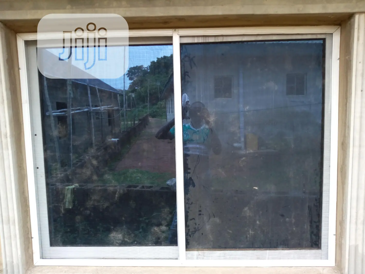 Slidding Window With Net