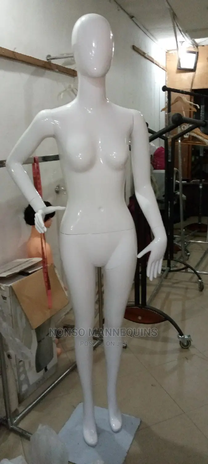 Faceless Glossy White Size 8