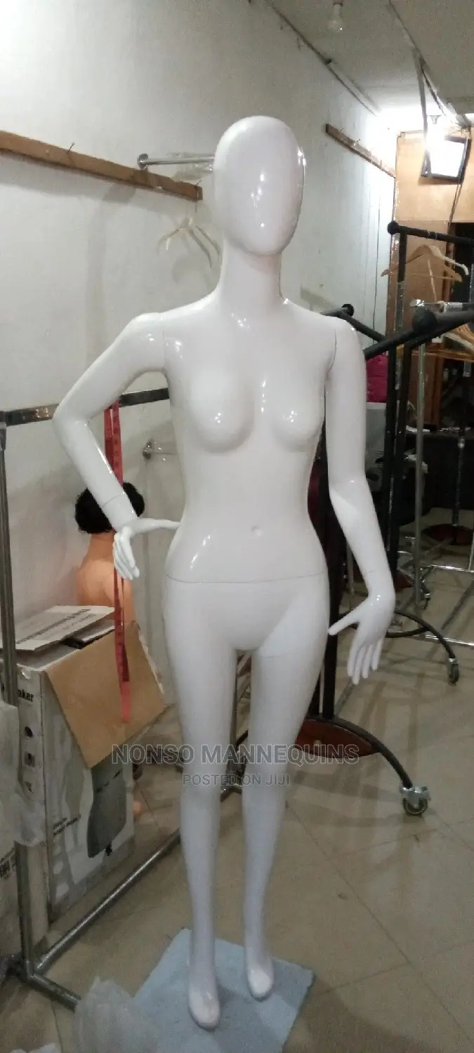Faceless Glossy White Size 8