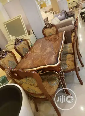 Royal Dinning