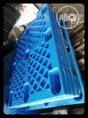 Photo - Light Plastic Pallets for Storage