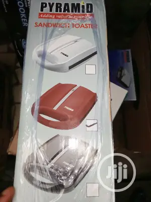 4 Slices Pyramid Sandwich Makers