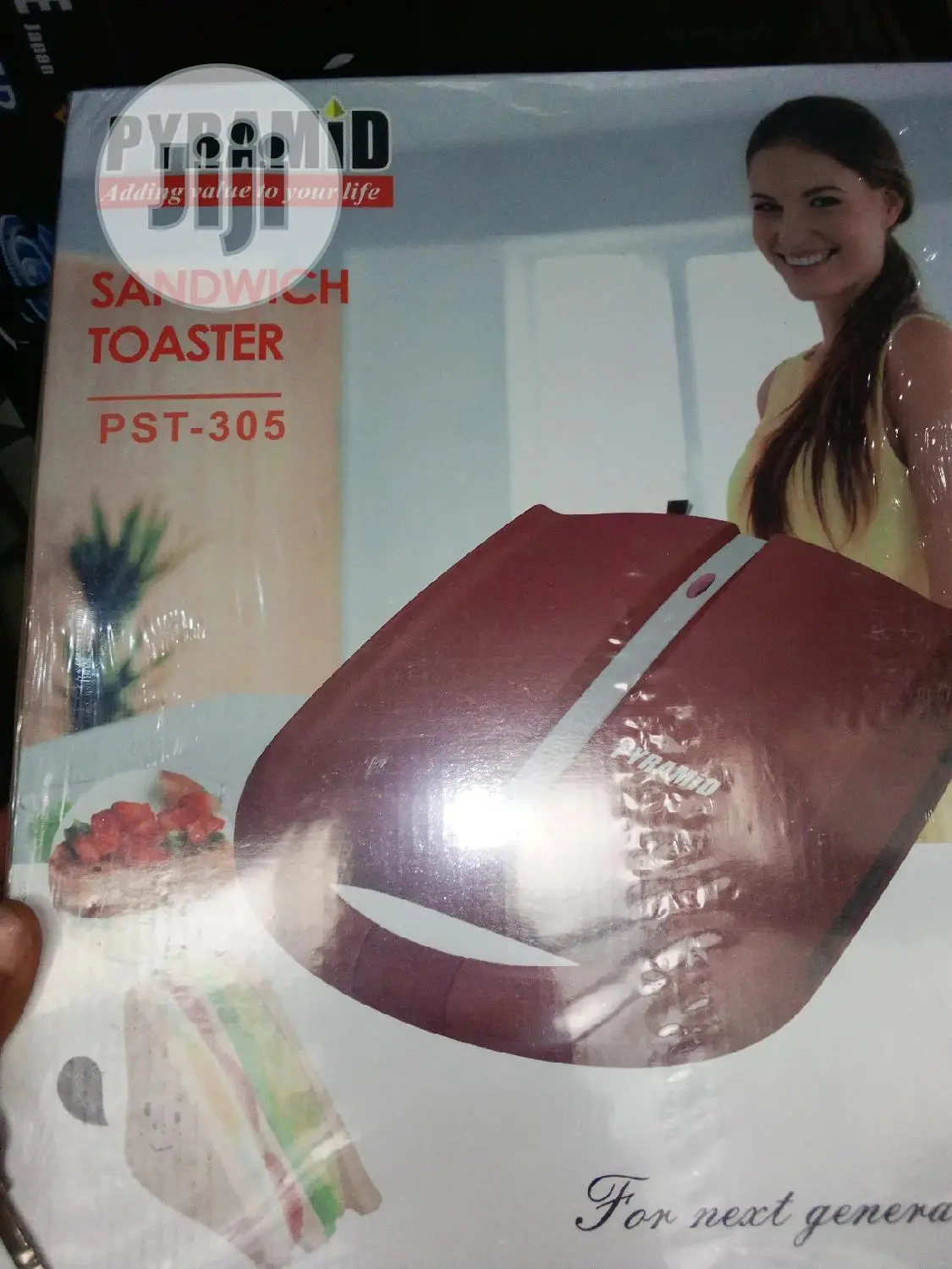 4 Slices Pyramid Sandwich Makers