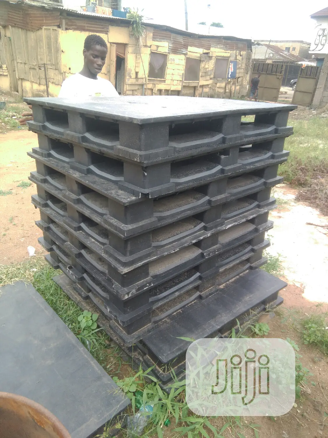 Strong Rubber Pallets for Sale