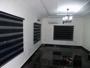 Standard Window Blinds
