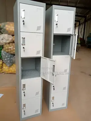 Metal Single Workers Lockers by 5 Lockers