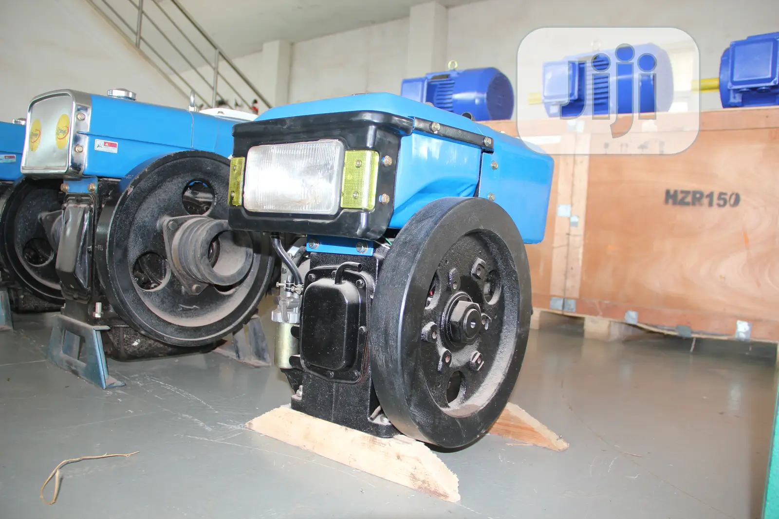 195 Diesel Engine