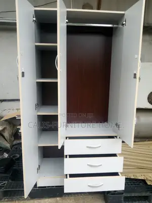 6ft X 3ft Wardrobe (Grey Color)