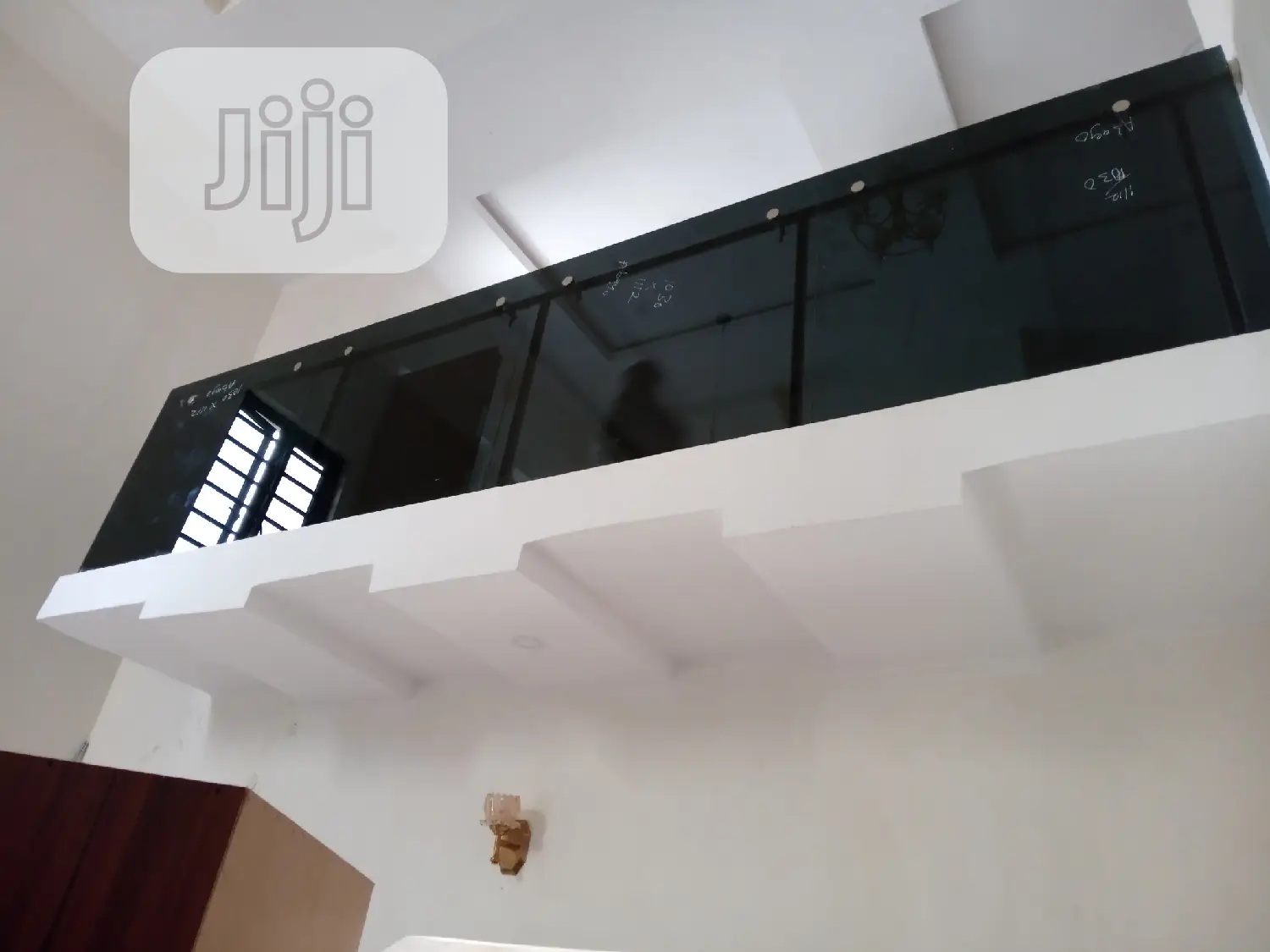 10mm Frameless Glass Handrails