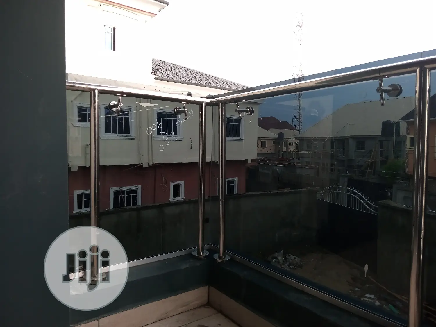 10mm Frameless Glass Handrails