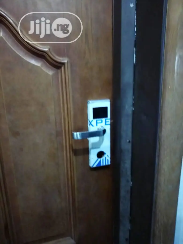 Automatic Sliding Doors