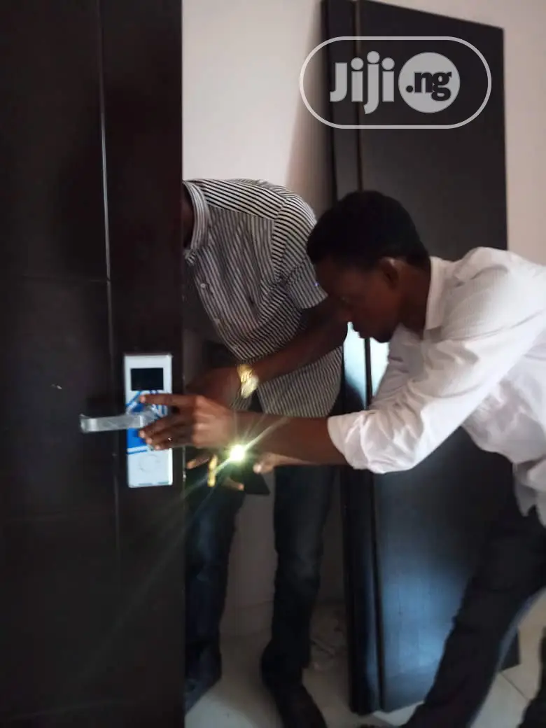 Automatic Sliding Doors