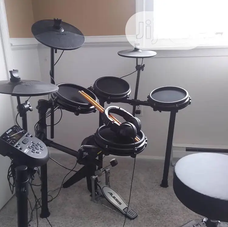 Alesis Nitro Mesh Eight Pieces Electronic Drum