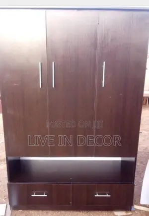 Wardrobes 4 by 6 Feet