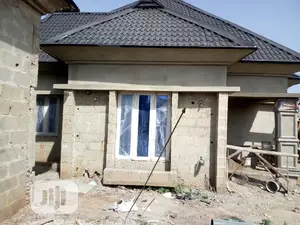 Professional Bricklayerwork/Plasterwork/Floorwork