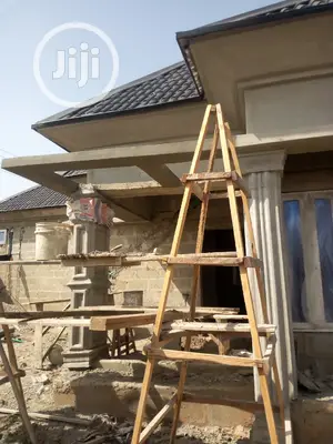 Professional Bricklayerwork/Plasterwork/Floorwork