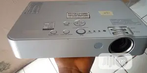Slim Projector